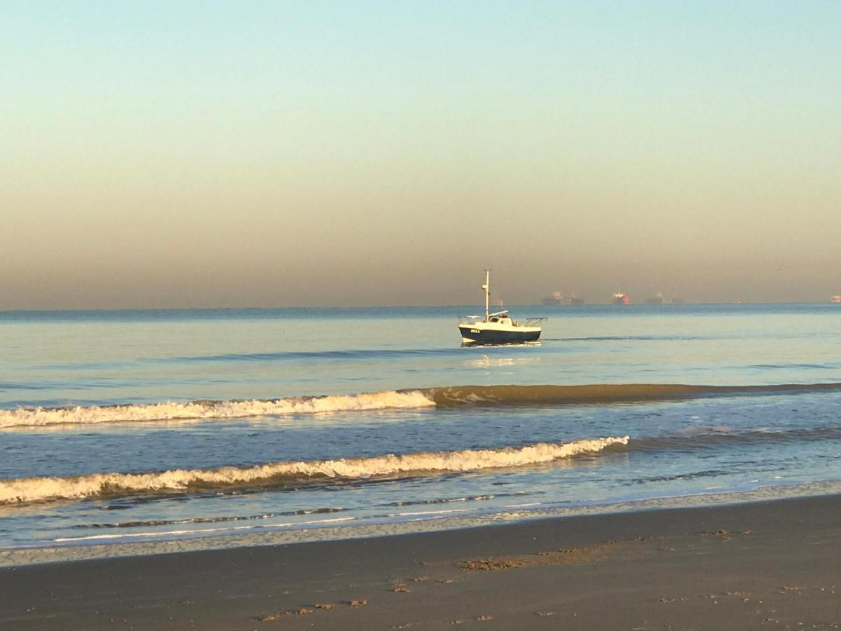 Boutique Hide & Seek, Bed & Beach Bed and Breakfast Haag Eksteriør billede